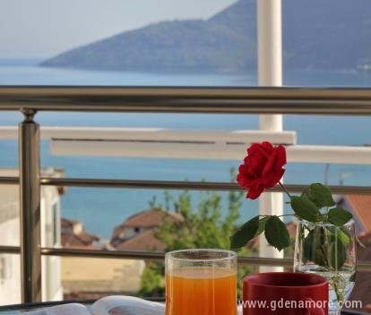 Appartamenti JK, alloggi privati a Igalo, Montenegro